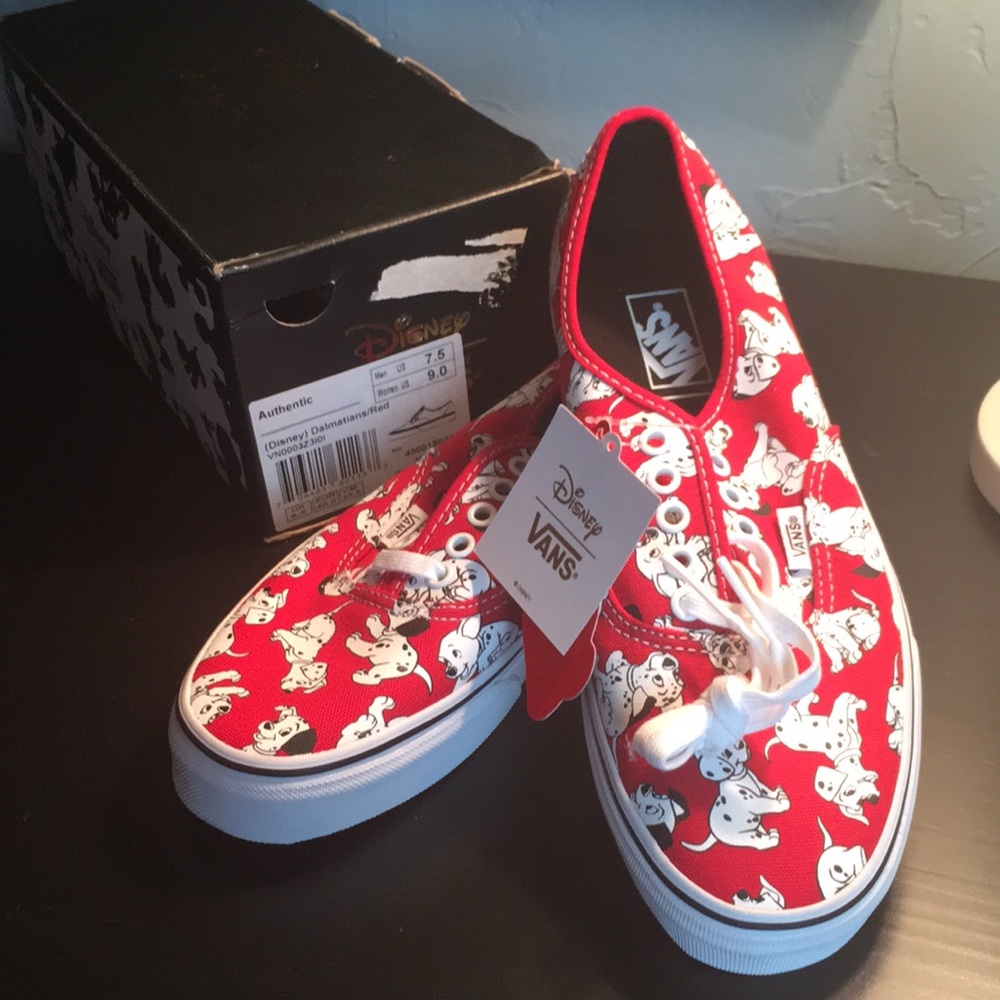 NWT RARE Disney Vans 101 Dalmatians Women’s 9